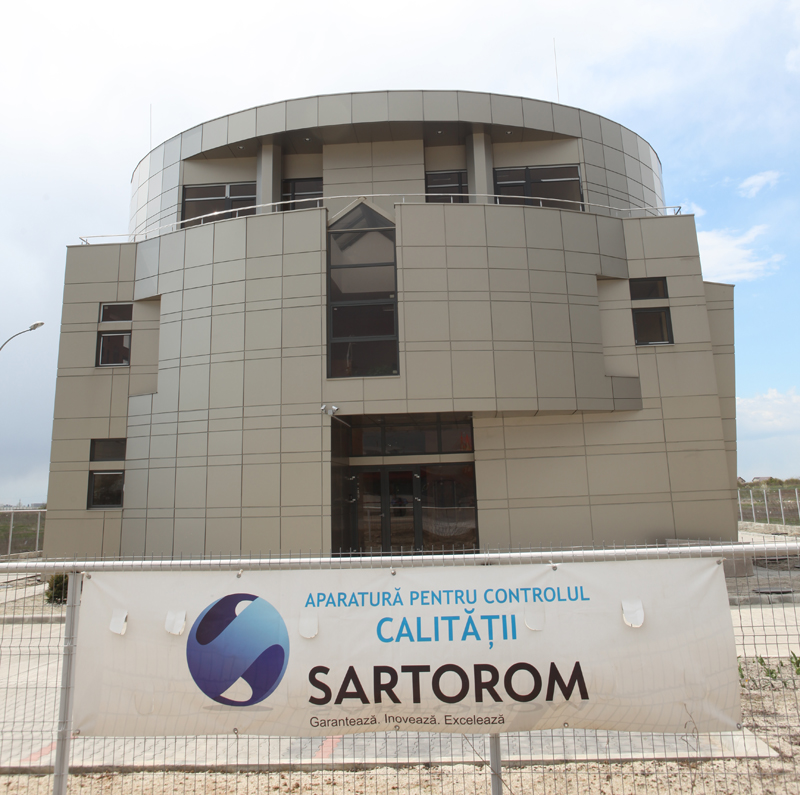 Sartorom a ajuns la afaceri de 7,4 mil. euro