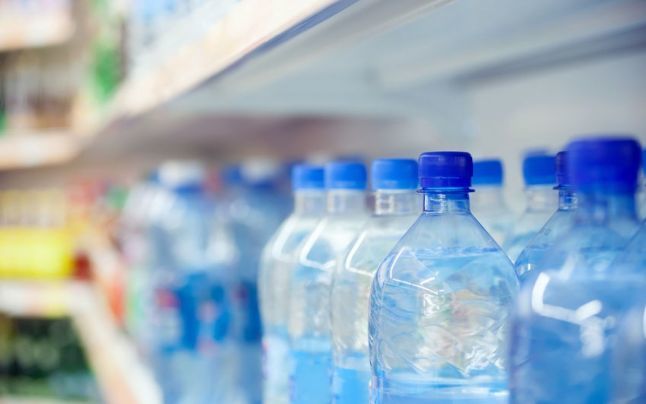 APRIA: Noul proiect de lege privind resursele hidrominerale va duce la scumpirea apei la raft