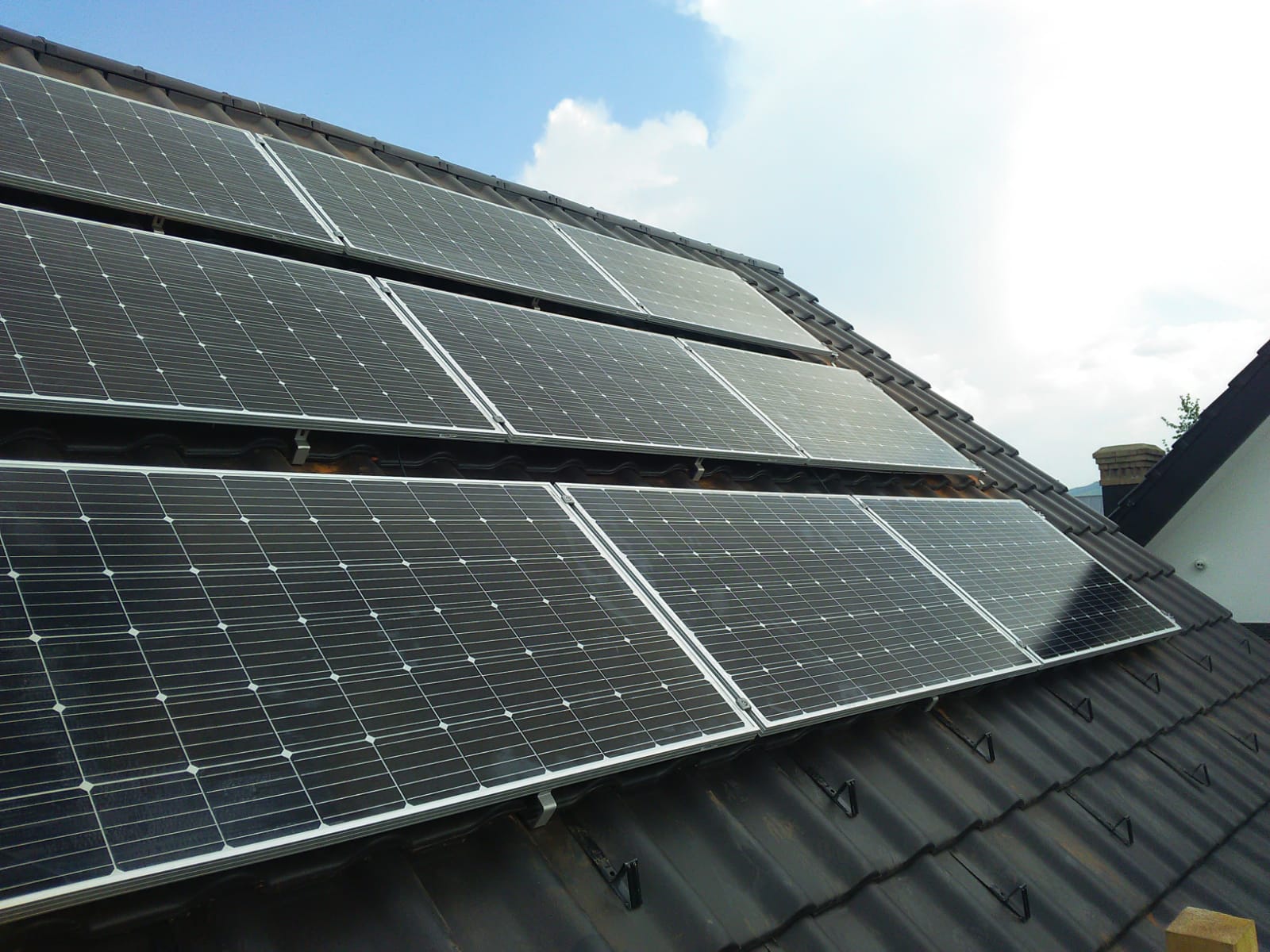 In patru ore, oltenii au epuizat fondurile pentru fotovoltaice! Aplicatia va fi functionala luni?!