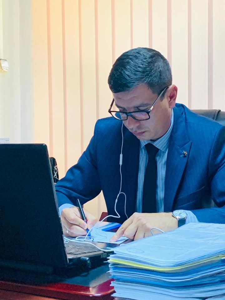 Emil Dumitru dupa 4 zile si nopti de negocieri cu UE: Un buget rezonabil, dar nu ne multumeste intru totul!
